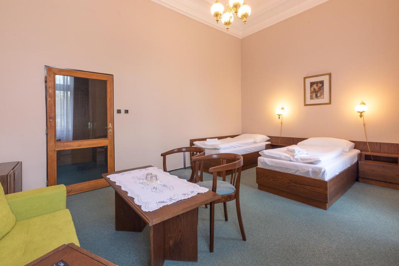 Hotel Slovan פלזן מראה חיצוני תמונה