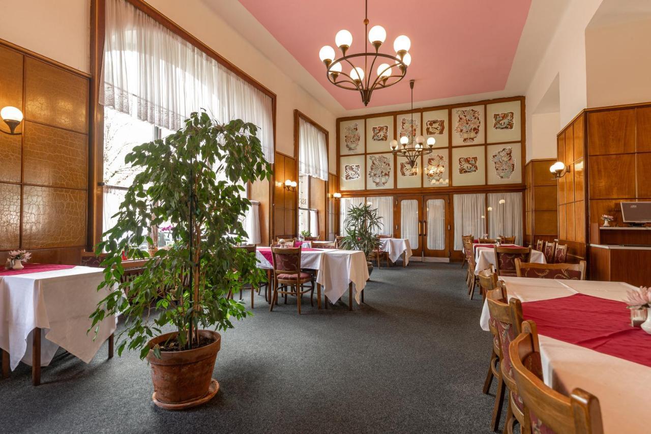 Hotel Slovan פלזן מראה חיצוני תמונה
